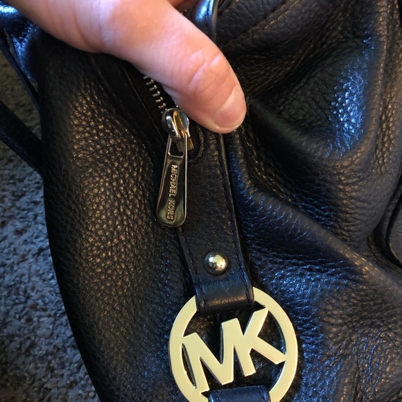 ᗰIᑕᕼᗩᗴᒪ KOᖇᔕ ᗷᒪᗩᑕK ᑭᑌᖇᔕᗴ - Picture 4 of 6